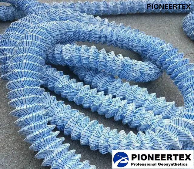 Гибкая проницаемая дренажная труба.