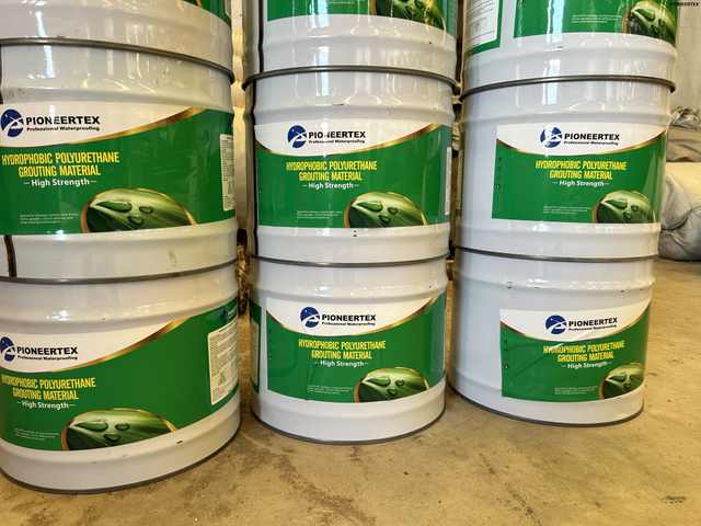 Материал из растворимого полиуретанового агента