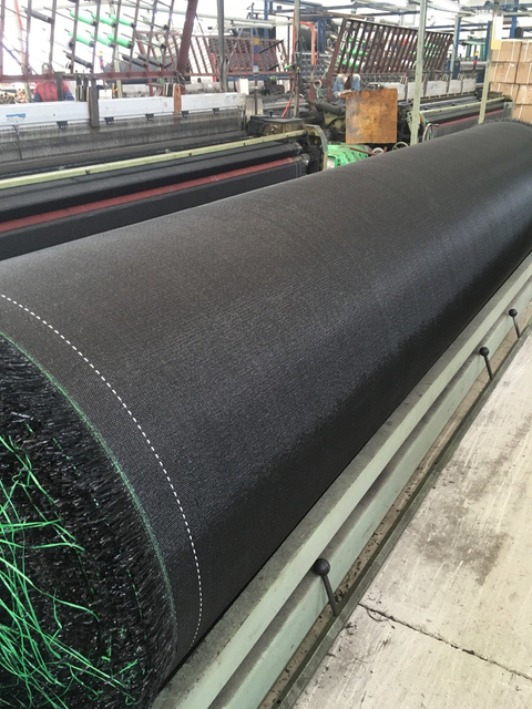 Геоконтейнер для обезвоживания осадка, похожий на гигантские мешки