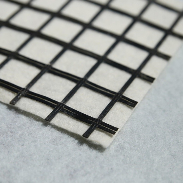 Модифицированная геосетка из стекловолокна с битумным покрытием 110-600 г/м²