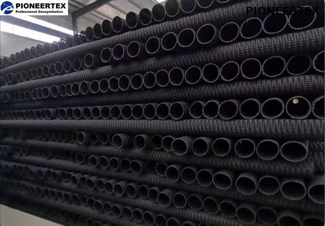 Сложная HDPE жесткая перфорированная проницаемая дренажная труба