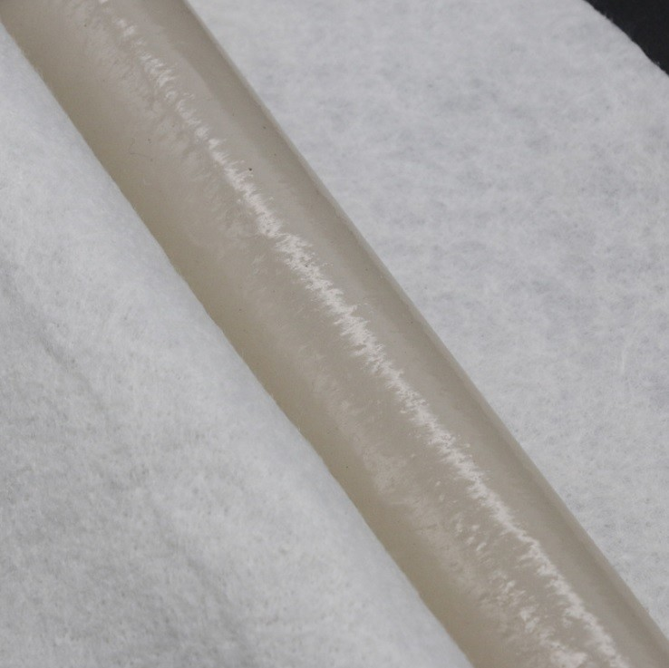 Тканый или нетканый геотекстиль, армированный композитной геомембраной HDPE (LLDPE или ПВХ), армированной сеткой композитной геомембраны