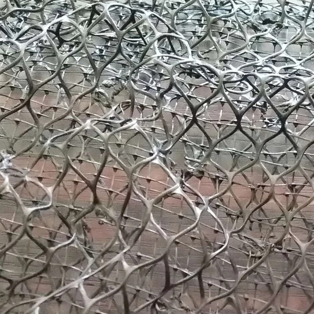 100% HDPE 3D Geomat для защиты от эрозии склонов и создания растительности EM2, EM3, EM4, EM5